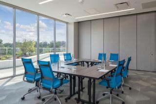 The Summit Hotel - 6