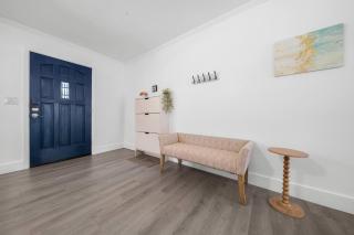 Modernized 3BR Pool Home near downtown, i75, & WEC - 1