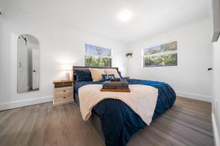 Modernized 3BR Pool Home near downtown, i75, & WEC - 8