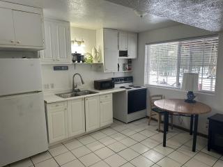Fisherman's Studio Apartment - 6