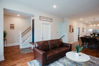 Chicago Brookfield Zoo Oasis - Families welcome! - 8