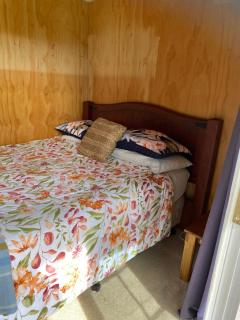 Waitomo Farmstay - Kiwi Cabin 5 - 8