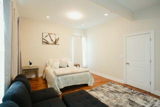 Chicago Brookfield Zoo Oasis - Families welcome! - 5