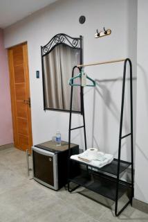 El Azulejo Spacious room,beautiful private bathroom - 8