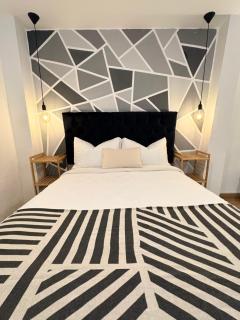 Blacky Hostel and Apartments - 7