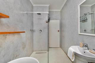 4Bedroom Home in quiet neighbourhood - 9