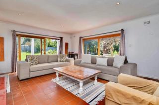 4Bedroom Home in quiet neighbourhood - 7