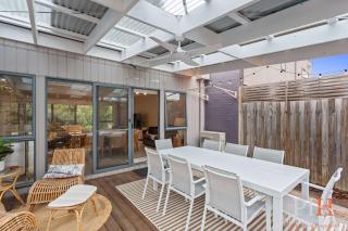 2 Story Townhouse in Cowes - 2