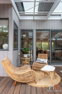 2 Story Townhouse in Cowes - 1