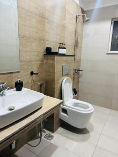 SEVEN STAR HEIGHTS- Executive Hotel Apartments In Bahria Town Phase 8 Rawalpindi - 7