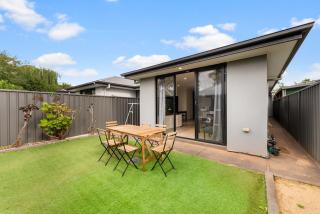 Brahma Lodge Living - Modern and Spacious - 0