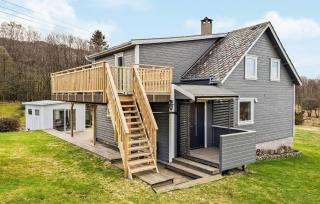 5 Bedroom Lovely Home In Bjoa - 3