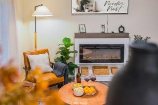 Nordic Nest 2-Bedrooms Near Downtown! - 3