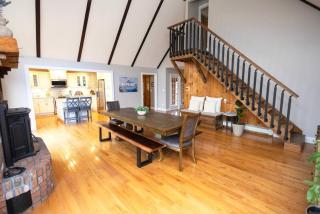 3 min to All Star Village | 4BD/4BA on 9.7 Acres - 3