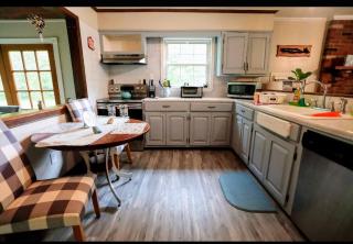 6-Acre Garden Home Across from Canal Near Antietam - 7