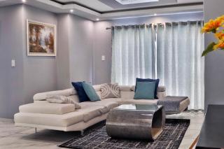 Cozier Glitz - 1