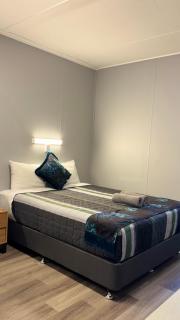 Comfortinn Motel Inglewood - 1