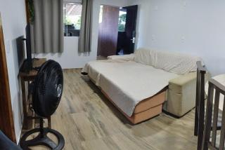 Casa com Lago de Peixe, Fogão a Lenha e Churrasqueira - 0