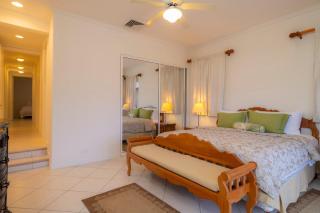 Colina 6C 3 bdr Golf View in Los Suenos - 4