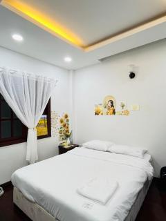 Serenity Suite in Thao Dien R02 - 1