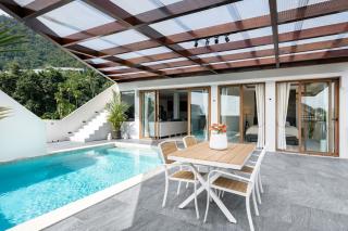 Villa Galactic - Luxury 4BR Sea View Pool Villa - 1