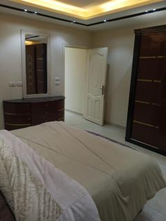 شقه مفروشه للايجار يومي وشهري النزهه مصر الجديده جسر السويس - 7