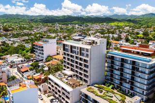 Modern waterfront condo with shared pool, balcony, and washer/dryer - 8