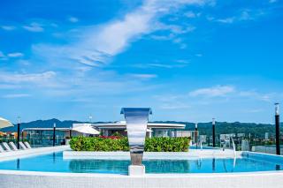 Ocean-view condo with balcony, central AC, pool, gym, cinema, & bar - 2