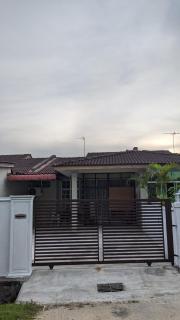 Sri Damai Homestay - 8
