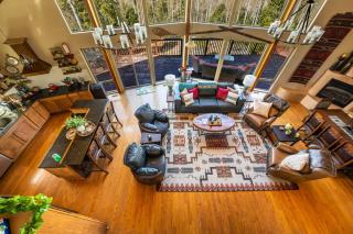 Luxury Mountain Chalet Sleeps 23 Hot Tub Views - 8