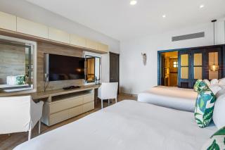 Cozy beachfront apartment with stunning ocean views and resort amenities - 8