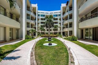 2nd-floor condo with private balcony, on-site pool & billiards - 8
