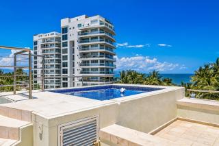 Ocean-view condo with private rooftop pool, terrace, & resort-style pool - 8