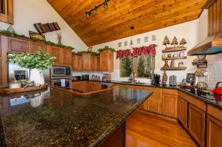 Luxury Mountain Chalet Sleeps 23 Hot Tub Views - 3