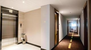 JTOUR Inn Yulin Railway Station Industrial Products Market - 5