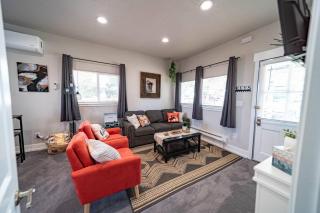 Peaceful & Beautiful Desert Adventure Staycation! - 9