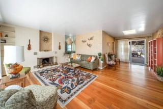 Family Fave! Stylish & Spacious Near USU Eastern! - 0