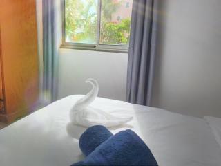 Bright Cozy Ground-Floor Apartment in The Tropics - 4