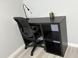 Spacious Suite Parking Self Check In WiFi - 6