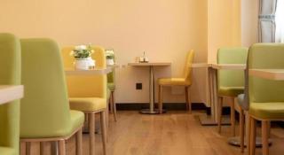 Green Tree Inn Fuyang Funan County Tianzhu Square - 9