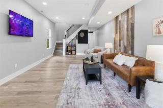 Freshly renovated 3 story house near downtown Indy - 4