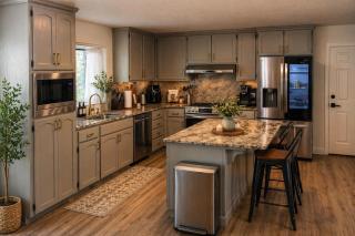 Spacious Ranch Retreat Near Yosemite & Bass Lake with Hot Tub & Game Room - 8