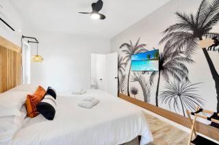2 Homes - 4 MN to Madiera BCH - Hottub - HTD Pool - 7