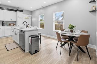 All New 3 Story House near Downtown Indy - 4