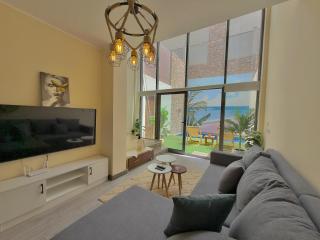 1 Bedroom Duplex with a private heated pool - 5