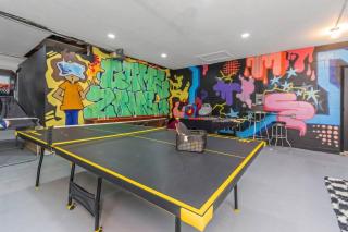 2 Homes - 4 MN to Madiera BCH - Hottub - HTD Pool - 1