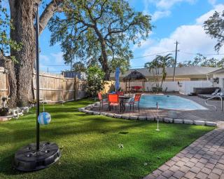 2 Homes - 4 MN to Madiera BCH - Hottub - HTD Pool - 7