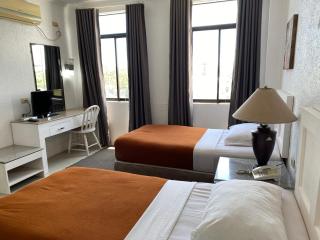 Stonestown Suites - 0