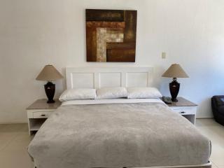 Stonestown Suites - 3