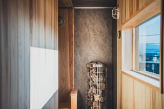 屋上サウナ付き一棟貸し AKIYAto Marugame Montmartre 香川県丸亀市 最大7名 - 8